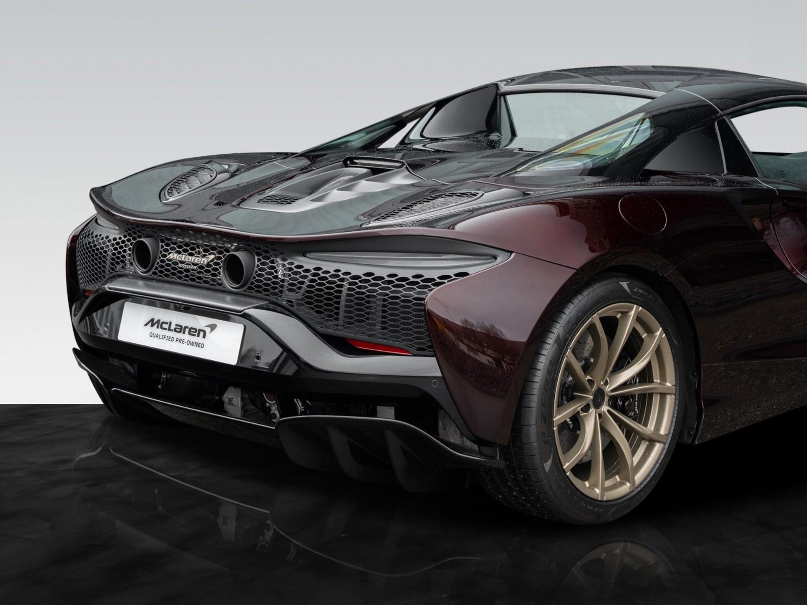 McLaren Artura Spider | MSO Velocity Colour Transform