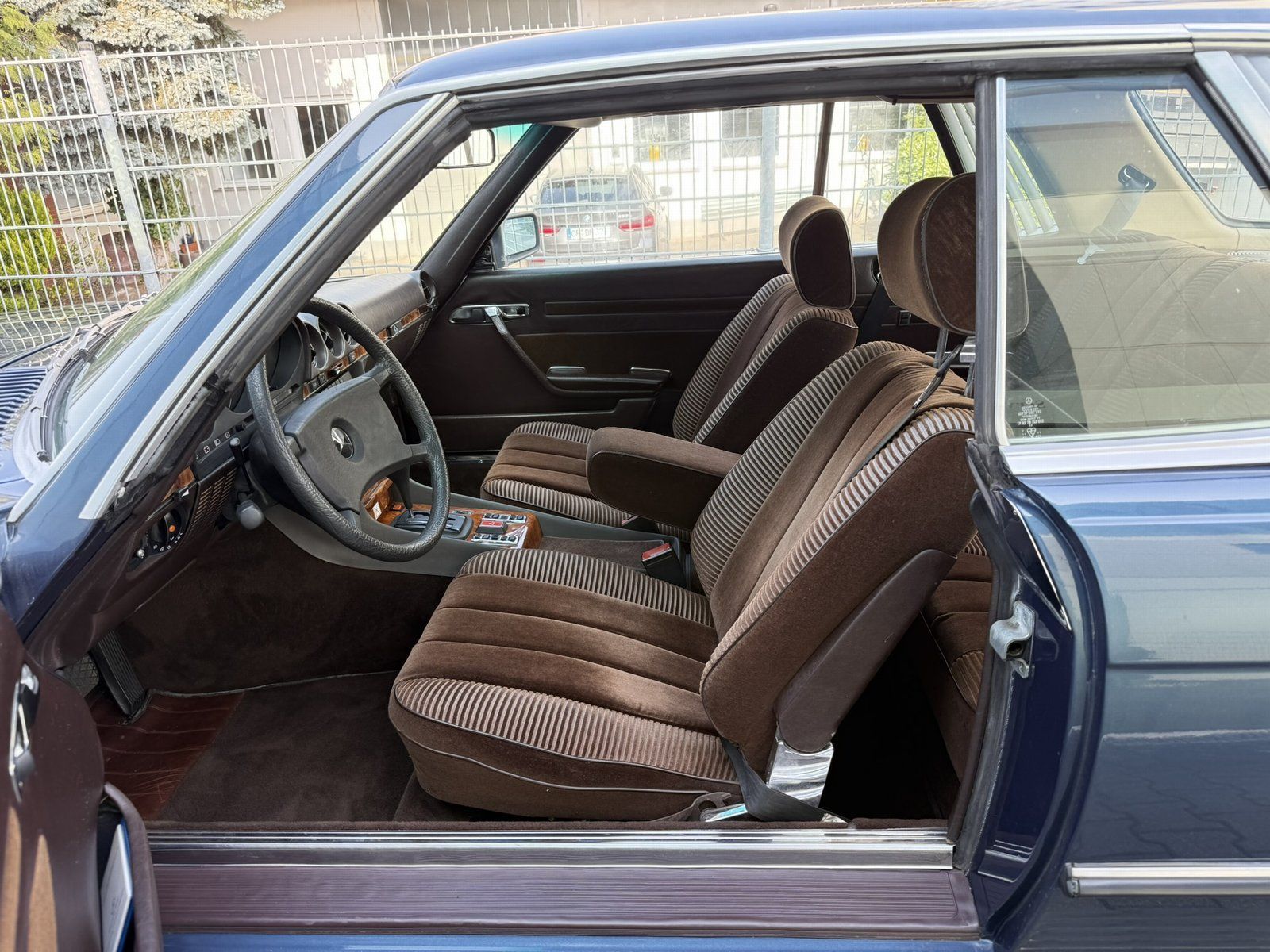 Fahrzeugabbildung Mercedes-Benz 500 SLC *GARANTIE*KLIMAAUTOMATIK*ELEK.SCHIEBEDAC