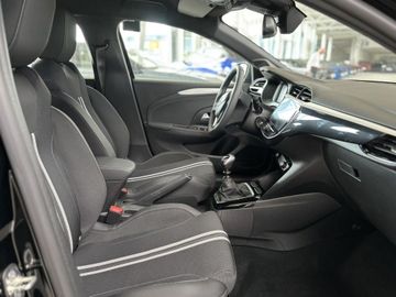 Fotografie 6 des Opel Corsa 1.2 Direct Injection Turbo GS Shz Lhz