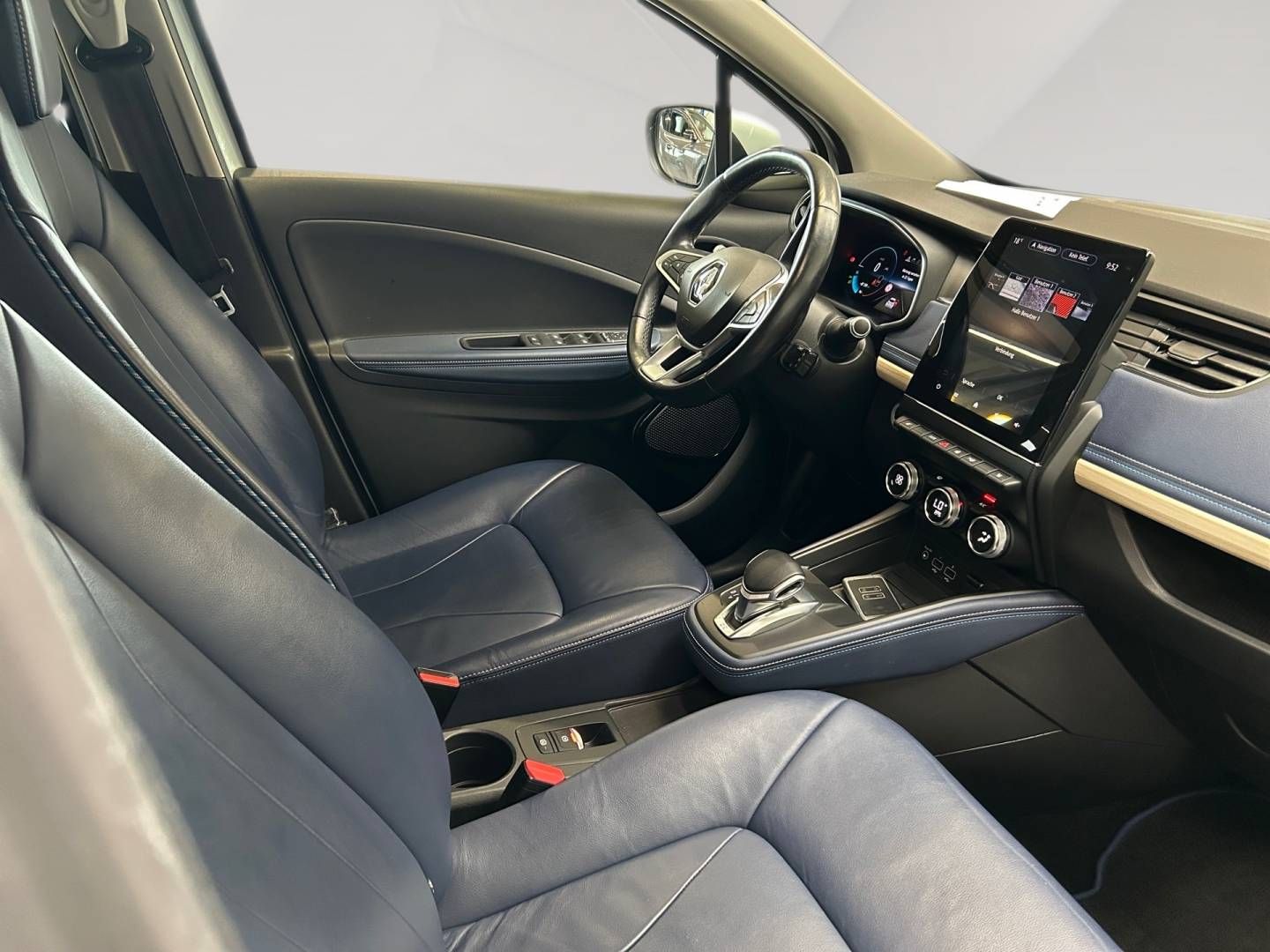 Fahrzeugabbildung Renault ZOE E-Tech 100% el. SONDERMODELL RIVIERA R135 Z.