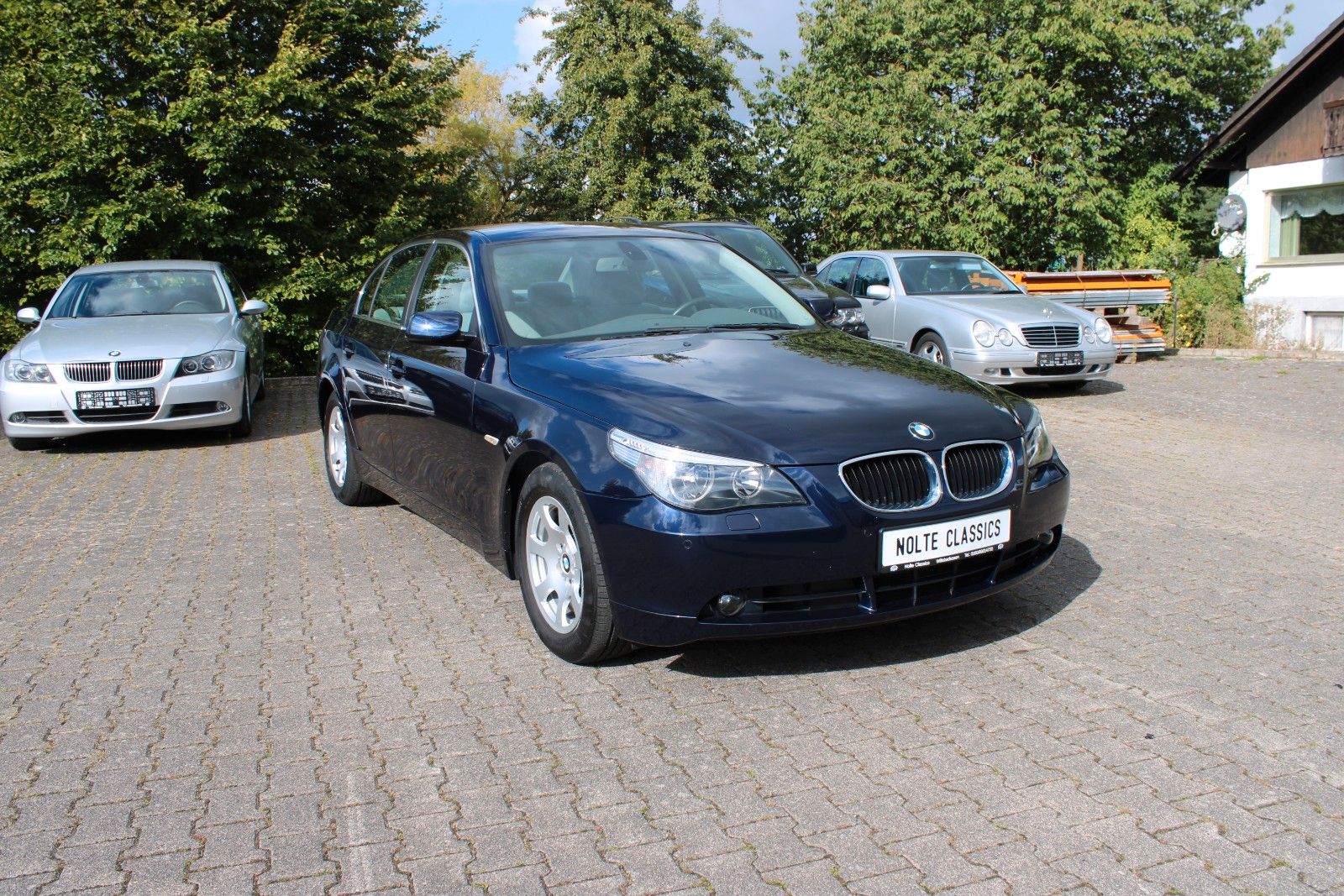 BMW 530 E60 530i