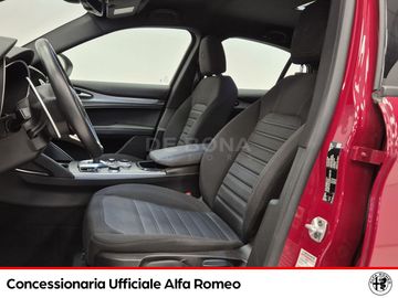 Alfa-Romeo Stelvio - 6