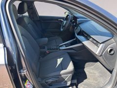 Fahrzeugabbildung Audi A3 35TFSI S line S-tronic VIRTUAL LED NAVI 1.HD