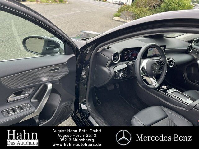 Fahrzeugabbildung Mercedes-Benz A 180 PROGRESSIVE/LED/KAMERA/WINTER/..