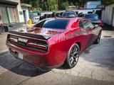 Dodge Challenger 5.7 V8 R/T PLUS *LED*MEMORY*TÜV* - Autos in München: Sportwagen
