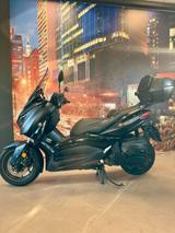 Yamaha X-Max 400 - YAMAHA X MAX 400