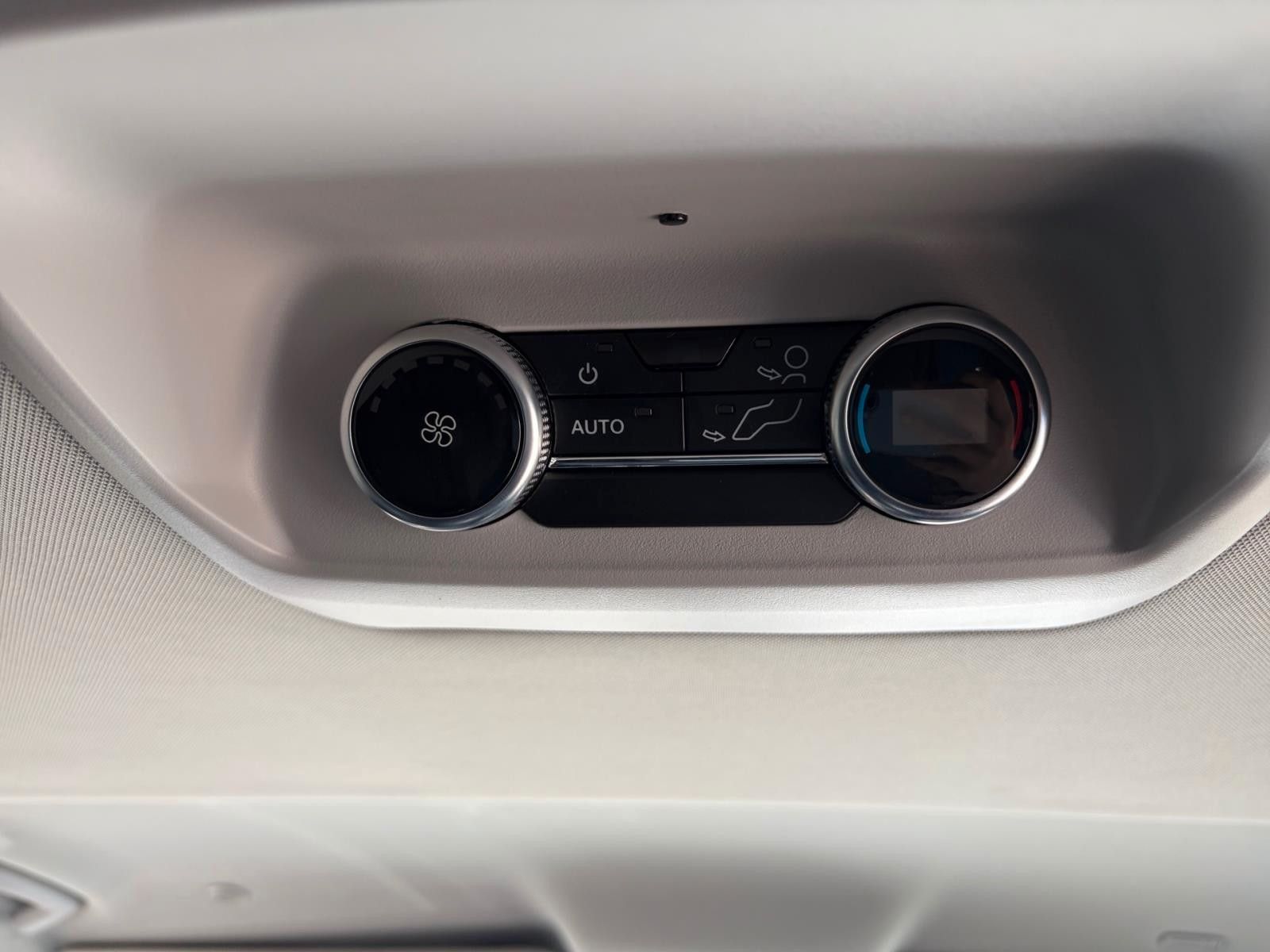 Ford Tourneo Custom - Bild 25