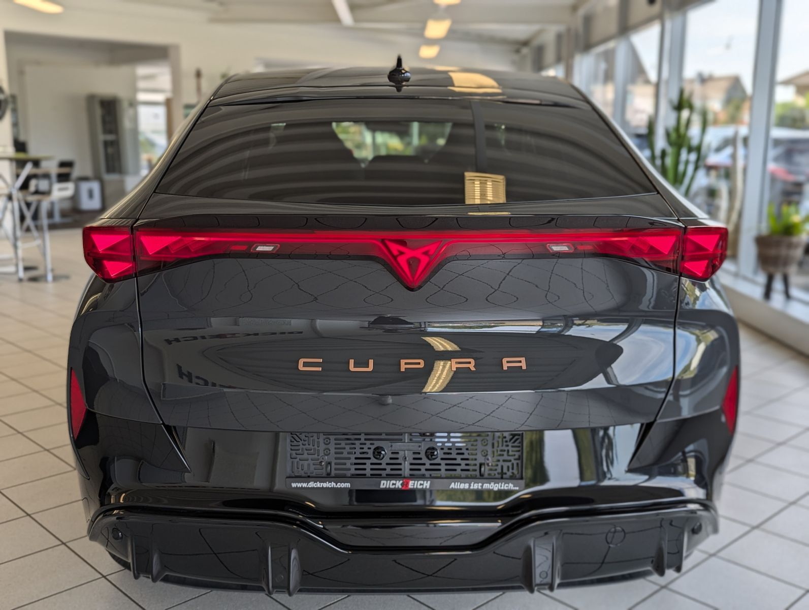 CUPRA Tavascan 210 kW Endura Drive-Pack 82kwh Navi-15" - Image 6