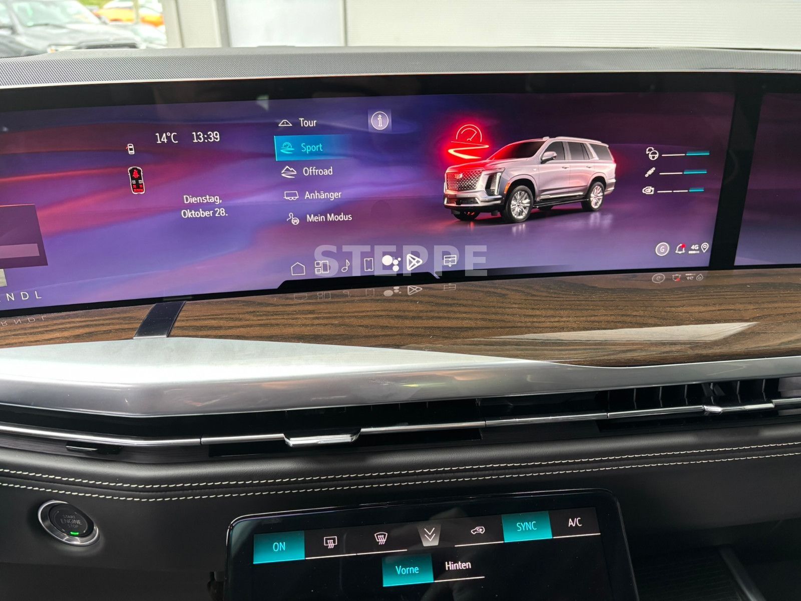 Cadillac Escalade FACELIFT MY26 6.2 V8 Platinum Luxury24"