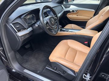Volvo XC90 - 10