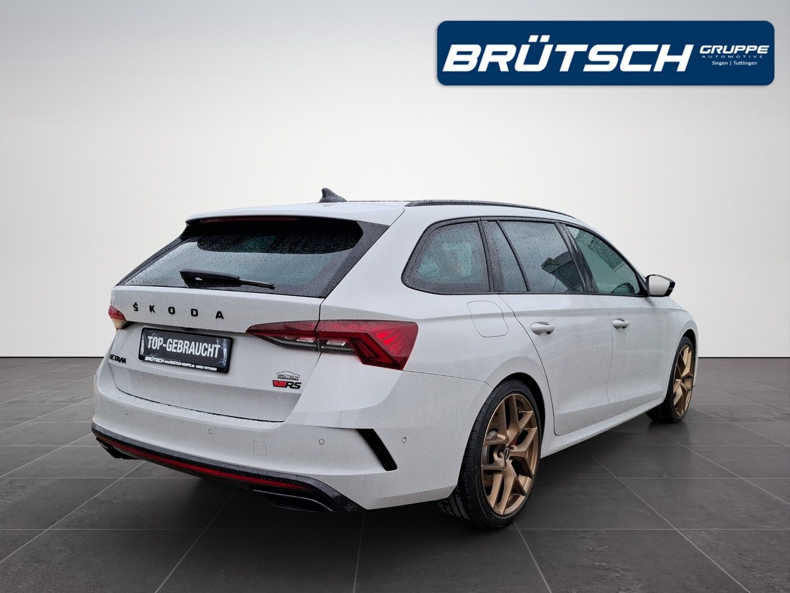 SKODA Octavia Combi RS Plus 2.0 TSI DSG / PANORAMA / A - Image 4