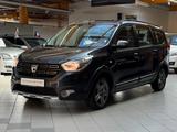 Dacia Lodgy Stepway|5-Sitzer|SHZ|PDC|Kamera|Klima|Navi - gebrauchte Dacia Lodgy aus dem Jahr 2022