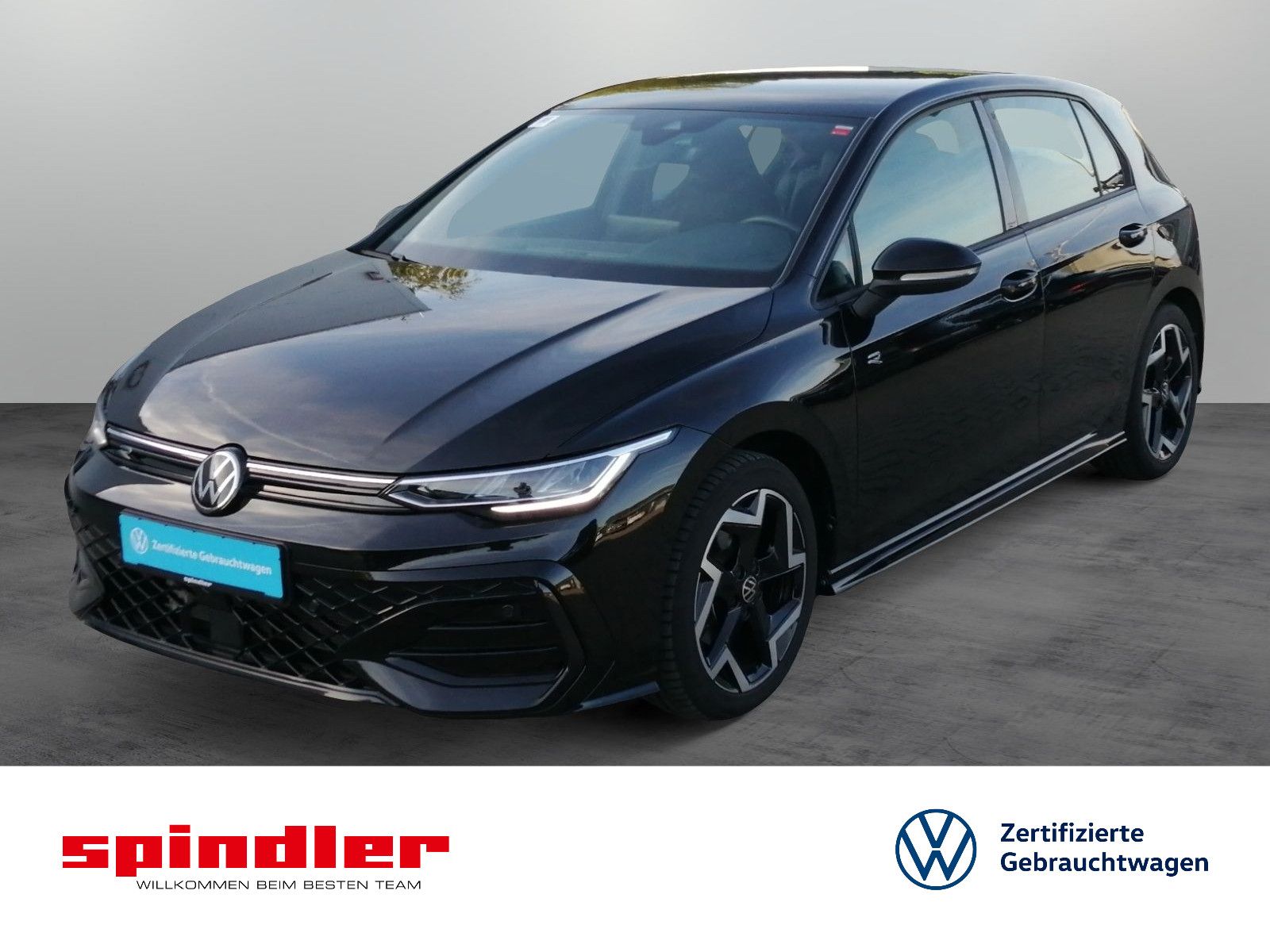 Volkswagen Golf VIII R-Line 1.5TSI CarPlay LED Kamera ACC