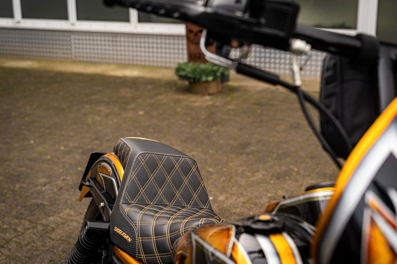 Fahrzeugabbildung Harley-Davidson Dyna Street Bob Ltd. Heinz Bikes Clubstyle 1of1