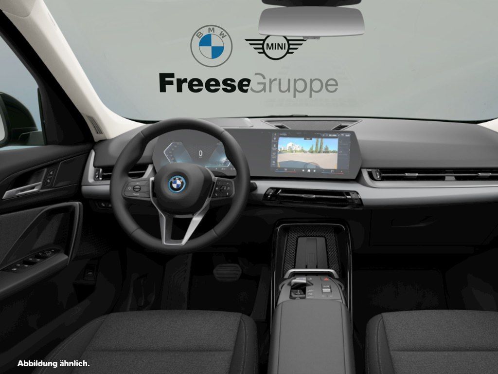 BMW iX1 xDrive30 AHK RFK ABSTAND HEAD-UP SHZ foto 4