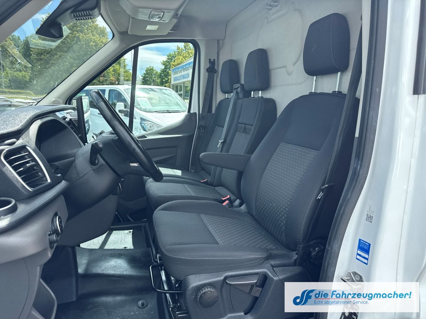 Fahrzeugabbildung Ford Transit Kasten 350 L3H3 Trend 2.0 TDCi Klimaauto