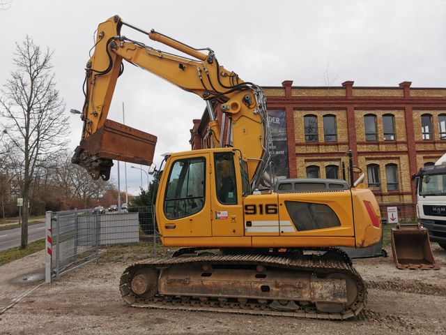 Liebherr R916 LC