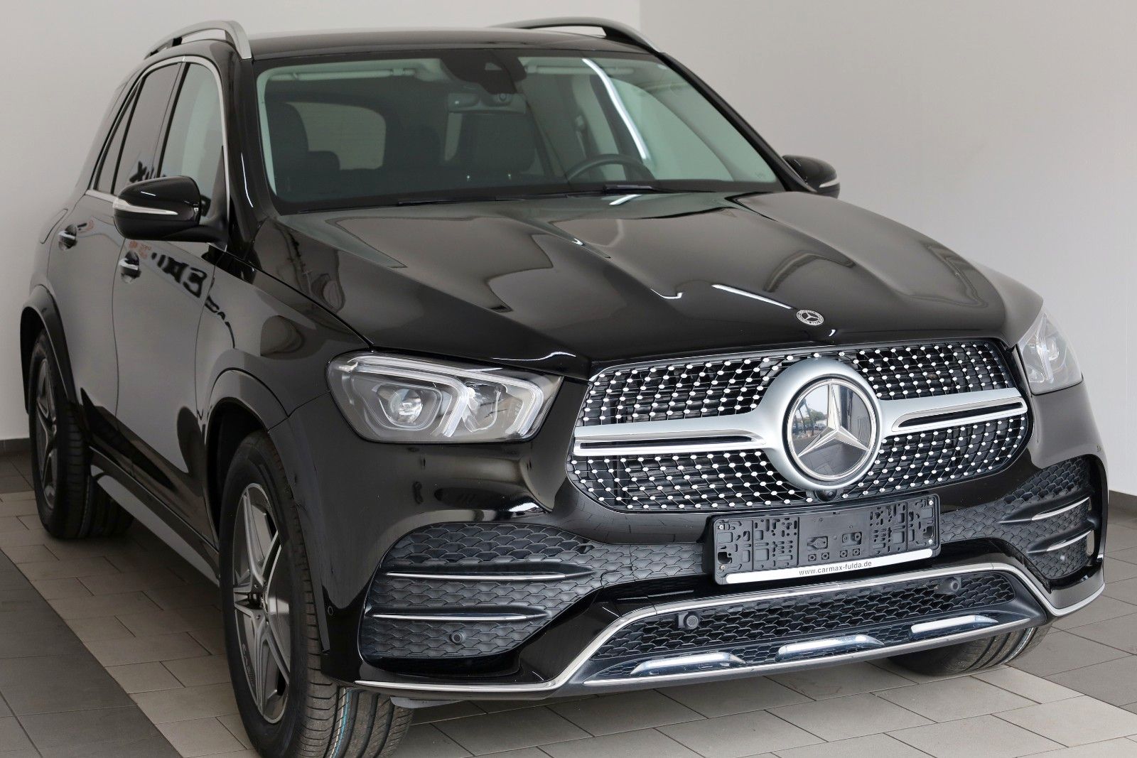Fahrzeugabbildung Mercedes-Benz GLE 350de 4M AMG Line Navi,SH,Kamera,AHK,SR+WR