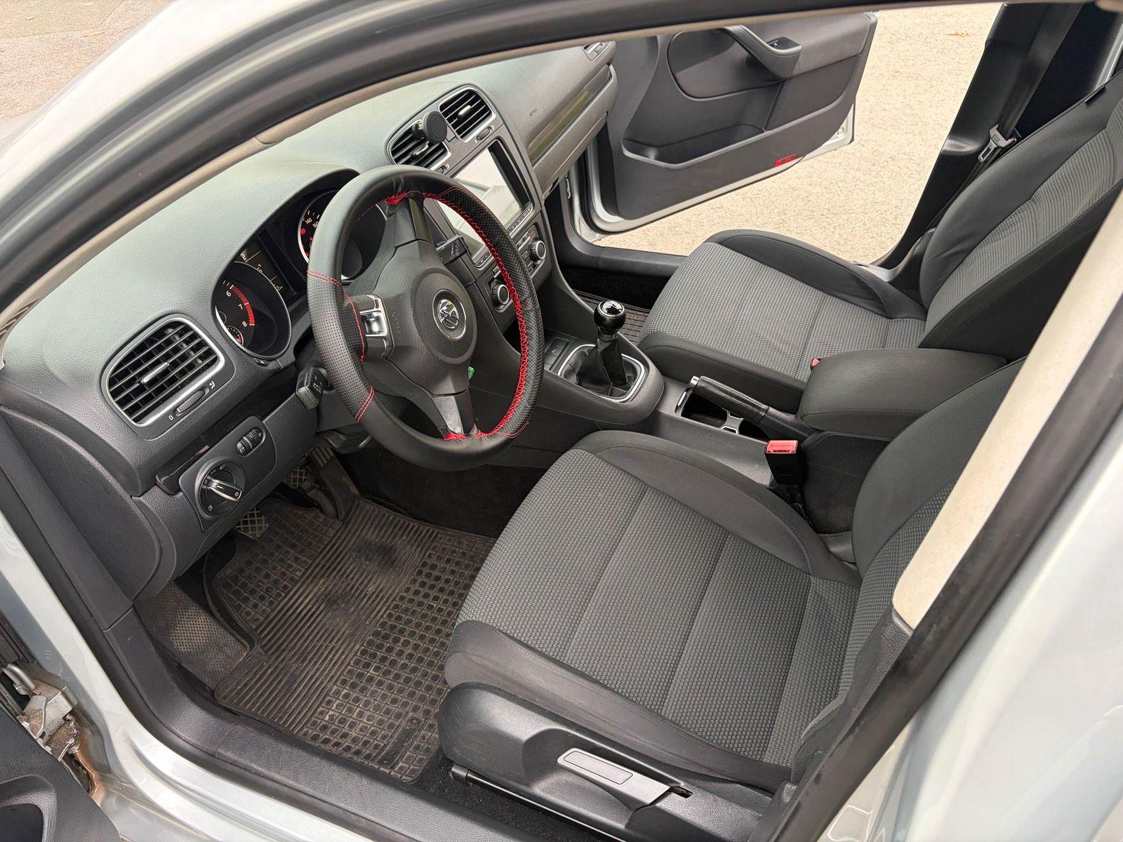 Volkswagen Golf 2010 — photo 7