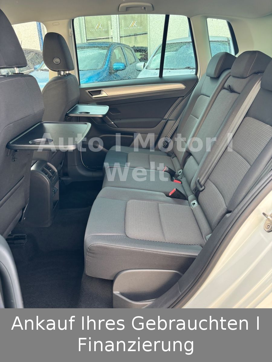 Fahrzeugabbildung Volkswagen Golf Sportsvan 1.Hand TEMPOMAT/ALU/KLIMA