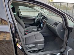 Fahrzeugabbildung Volkswagen Golf VII 1.0 TSI Join ACC APP NAVI