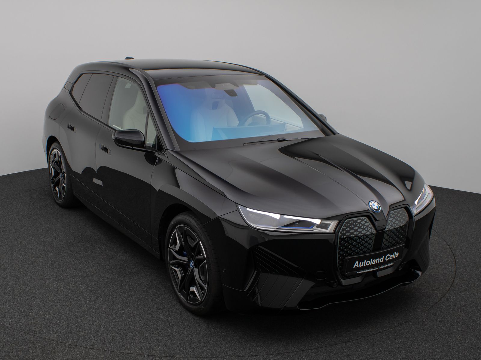 Fahrzeugabbildung BMW iX xD40 Laser 360°DAB H/K SoftCl ACC AHK Sport