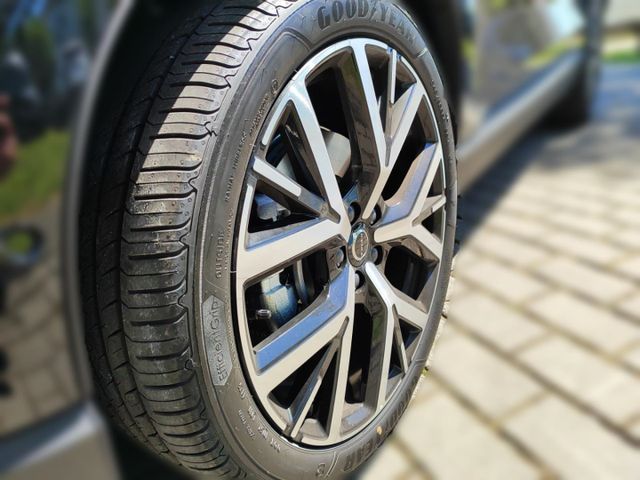 VOLVO EX30 (Bild 10 von Array)