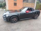 Abarth 124 Spider Scorpione - schwarze Abarth 124 Spider