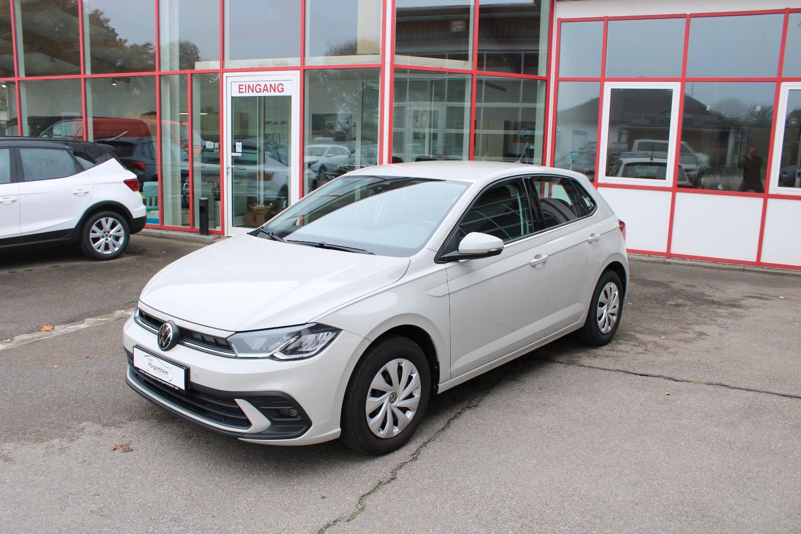 Volkswagen Polo 1.0 TSI Life mit 8.380 km in Ascotgrau