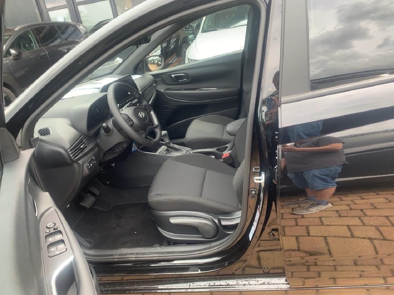 Fahrzeugabbildung Hyundai i20 Blackline bis 30.07. FAST START