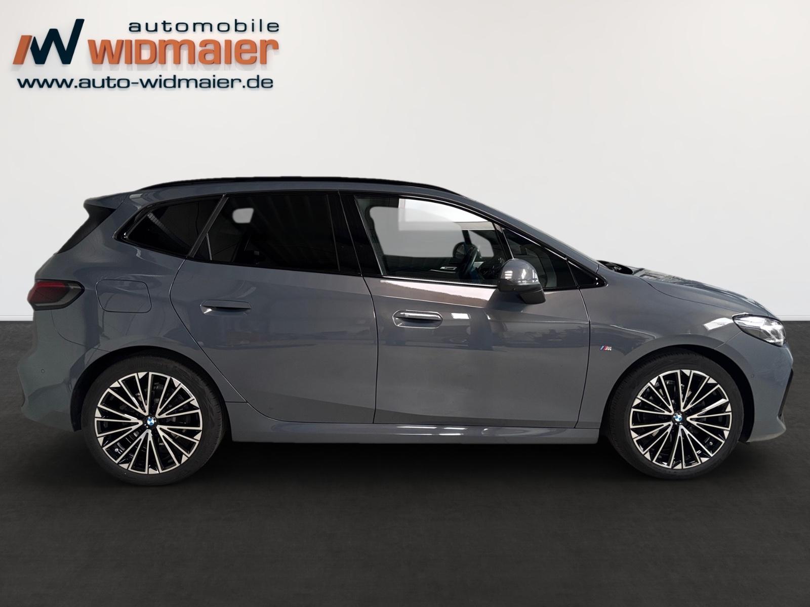BMW 218i Active Tourer M Sport -- Pano/HeadUp/19LM