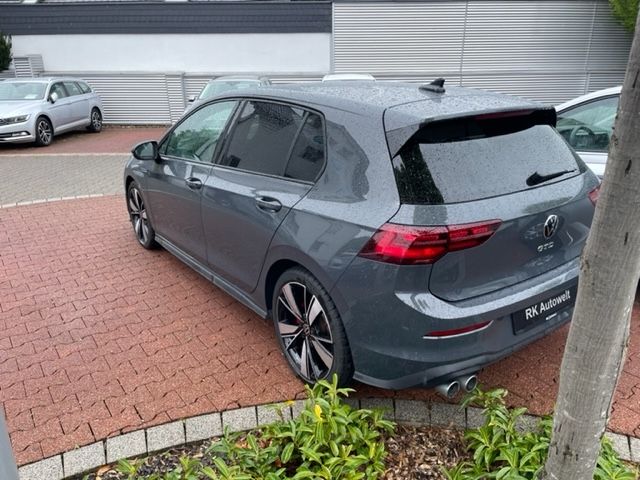 Golf VIII GTD 2.0 TDI Navi digitales Cockpit Sou