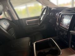 DODGE RAM 1500 V8 5,7L HEMI BIG HORN 4x4