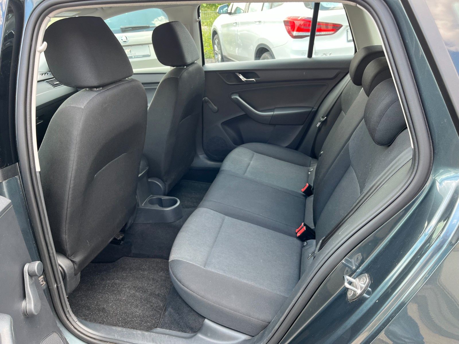 Fahrzeugabbildung SKODA Rapid 1.2 Spaceback Cool Edition Klima PDC 2.HD