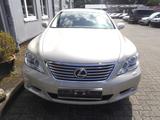 Lexus LS 460 AWD 1.Hand/Orig.KM - Lexus: Allradantrieb