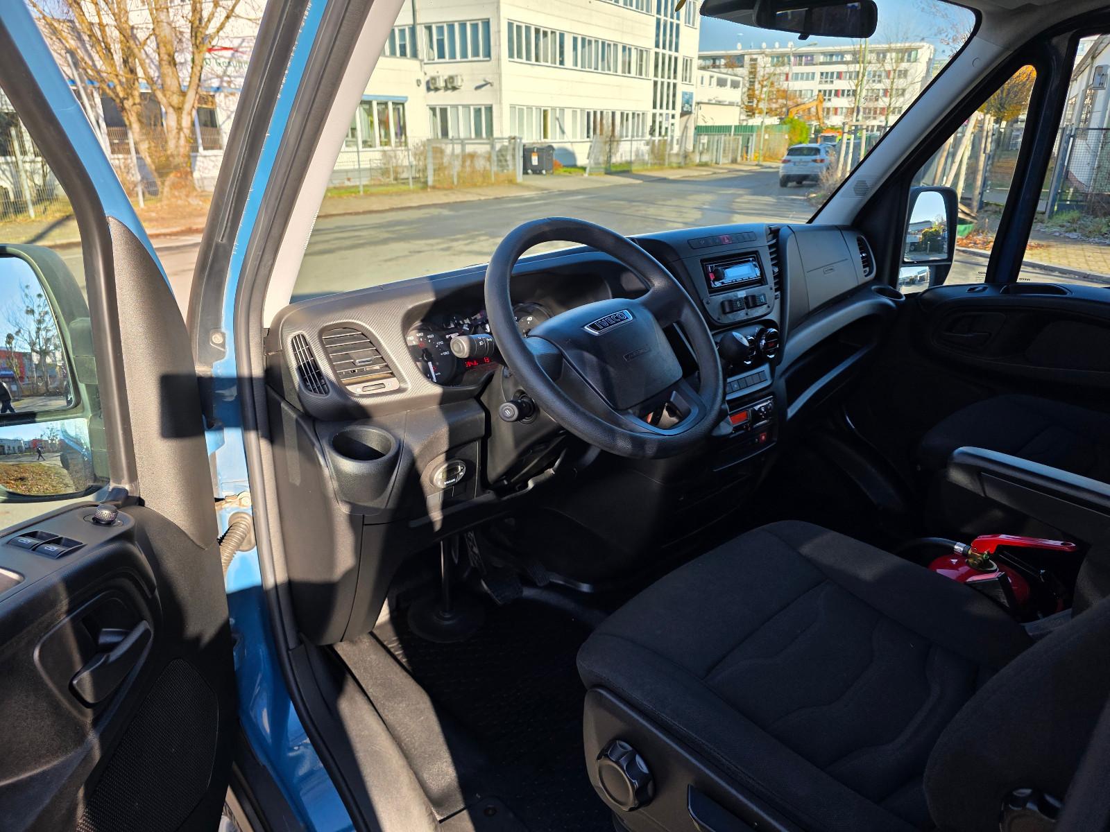 Iveco Daily 50 C17, 17 Sitzer, STNDHZG., Automatik