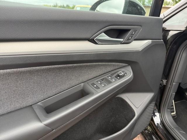 Volkswagen Golf VIII Lim. 2.0 TDI Move+LED+ACC+Keyless+Digi, миниатюра 11