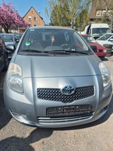 Toyota Yaris Luna - Toyota: Luna