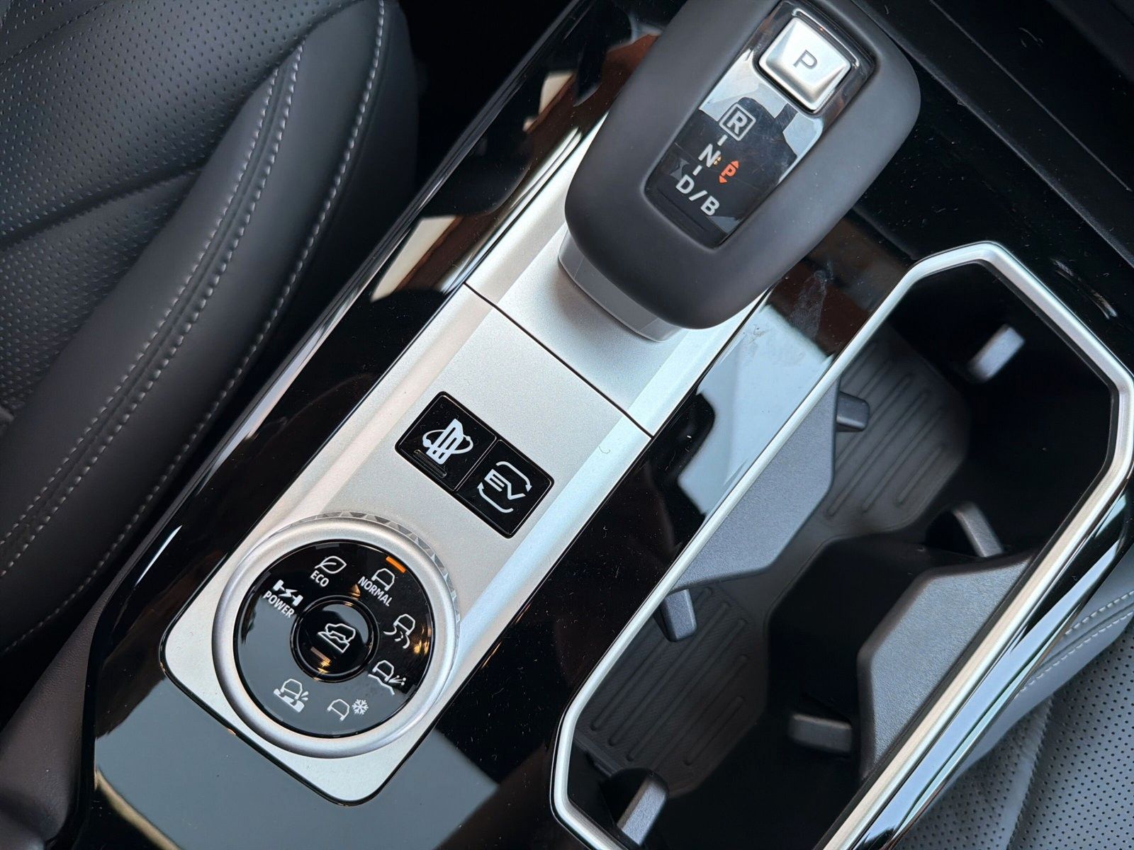 Mitsubishi Plug-in Hybrid Outlander - Bild 22