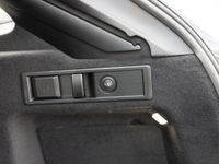 BMW 330 - Vorschau Bild 11