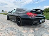 BMW M6 Coupé M6 - BMW M6: Coupé