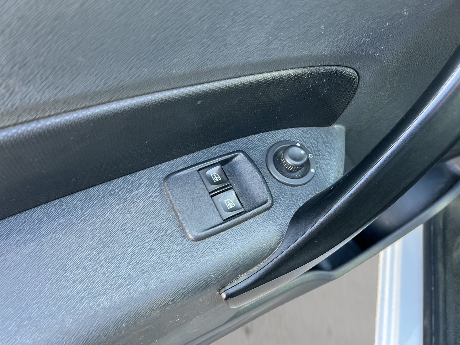 Fahrzeugabbildung Mercedes-Benz Citan 112 Kasten Lang AHK Leiterklappe