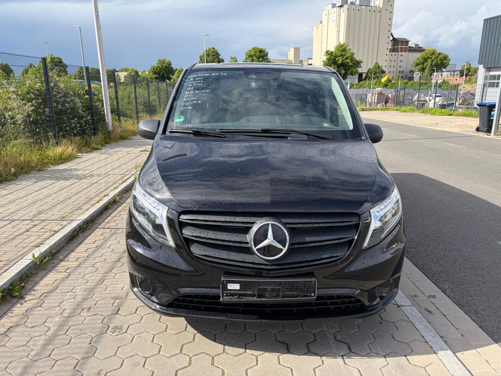 Mercedes-Benz Vito 119 Extra lang 9 Sitzer, Originalfarbe
