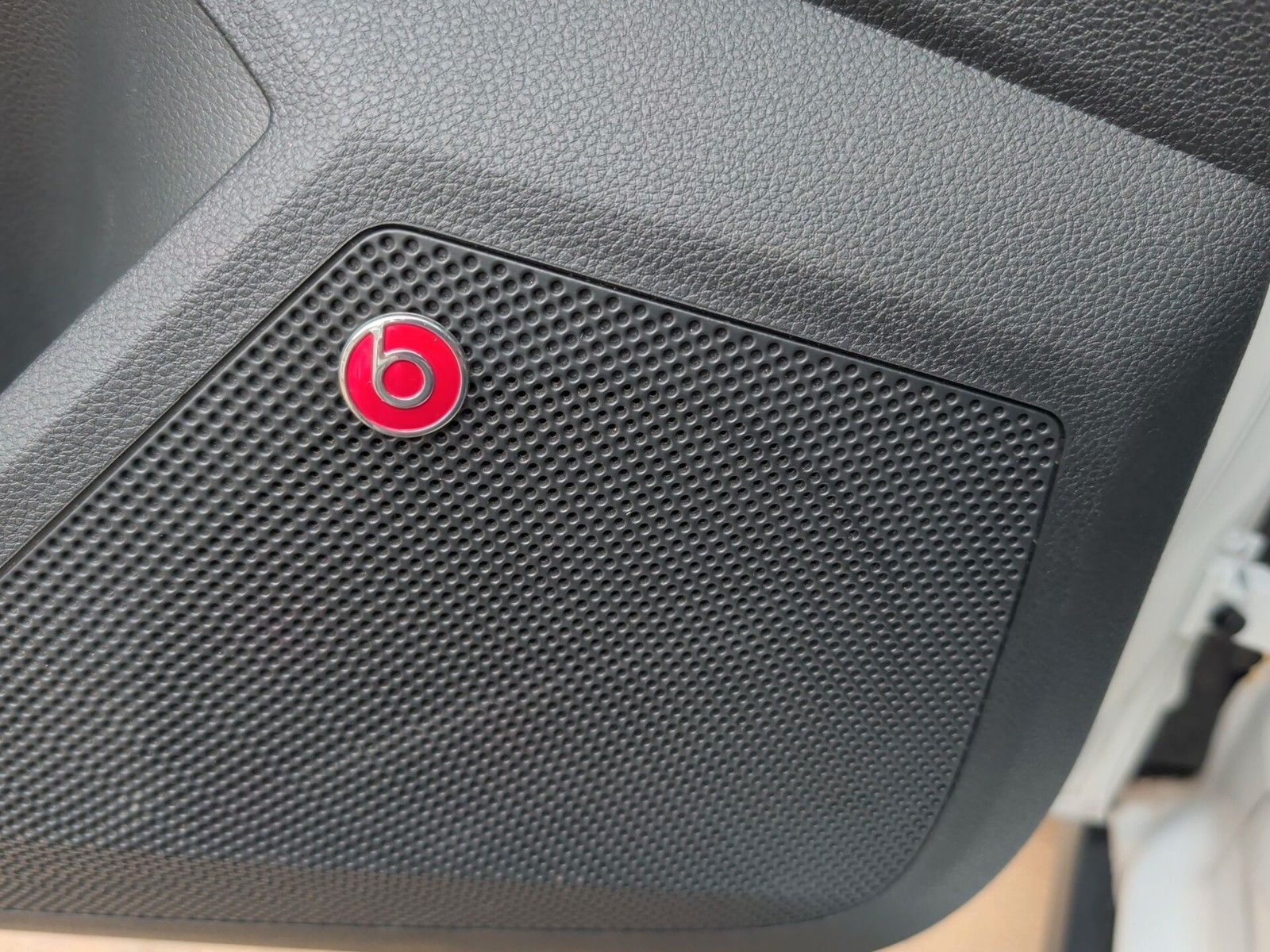 SEAT Arona FR – Bild 13