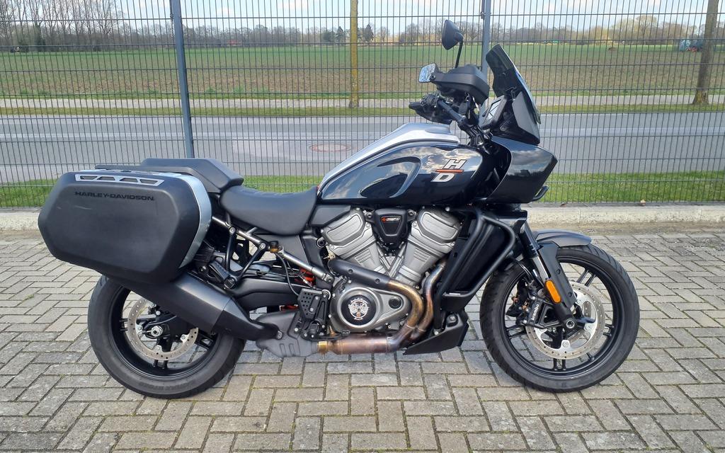 Harley-Davidson PAN AMERICA 1250 RA KOFFER+ HELM