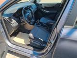 Hyundai i20 Trend Automatik*Klima*SHZ*LHZ*STHZ*PDC - gebrauchte Hyundai i20 aus dem Jahr 2017