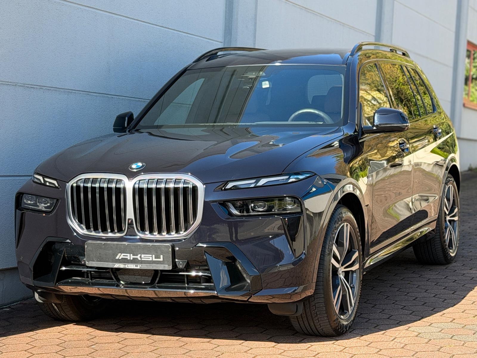 BMW X7 xDr 40d°M-SPORT°7-SITZER°PANO°AHK°HUD°STHZ°21