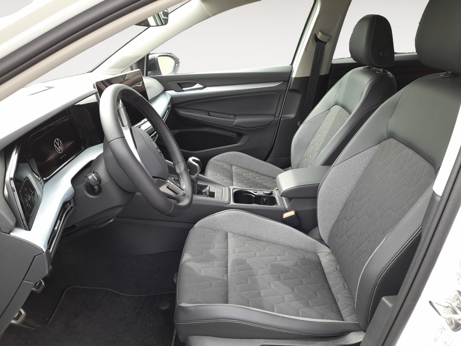 Volkswagen Golf - Bild 7