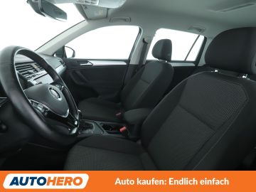 Volkswagen Tiguan - 10