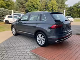 Volkswagen Tiguan 1.5 TSI Elegance Matrix NAVI ALU - Volkswagen Tiguan: Elegance